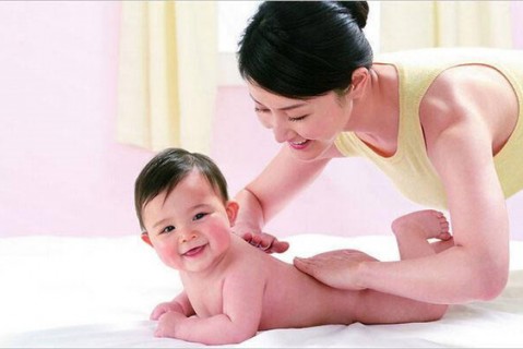 珠海代生宝宝长牙了就断奶了吗 喂奶的六大误区妈妈千万要避开